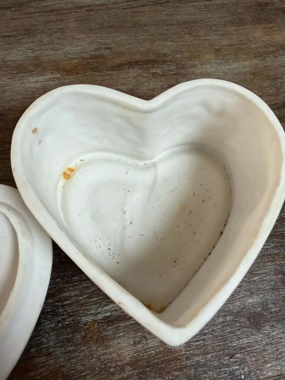 Vintage Porcelain Heart-Shaped Trinket Box with Applied Floral Bouquet